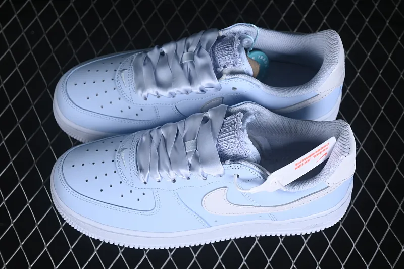 All categories Nk Air Force 1 Air Force series Nk Air Force 1 Low Air Force low-top Nike Air Force 1'07 Low Air Force 1 low-top casual sneakers IR0871-400